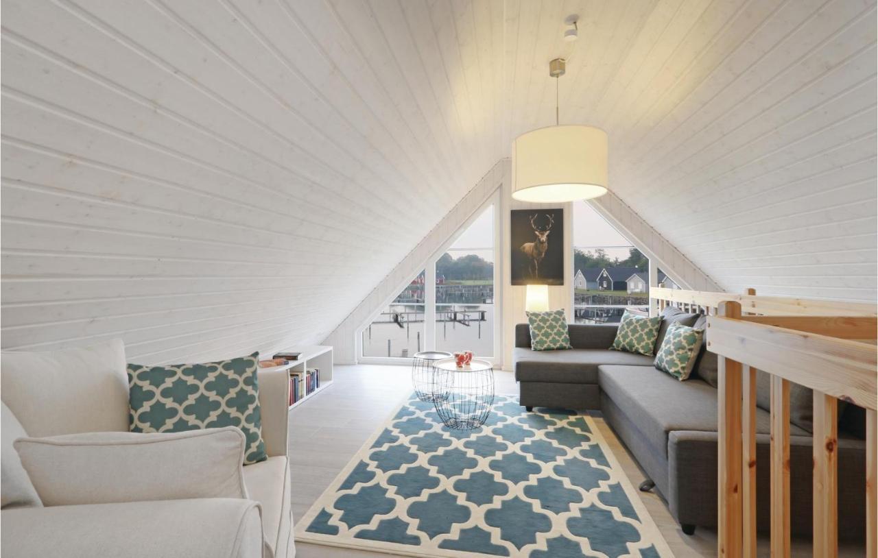 Beautiful Home In Zerpenschleuse With Wifi Экстерьер фото